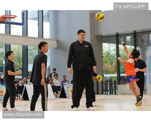 姚明展现宽容品质的力量与影响力在篮球与生活中的深远意义