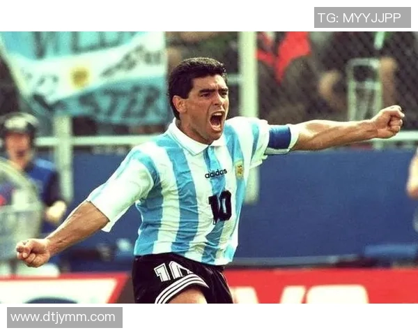 足球传奇马拉多纳经典瞬间回顾及精彩照片全集分享 足球传奇马拉多纳经典瞬间回顾及精彩照片全集分享